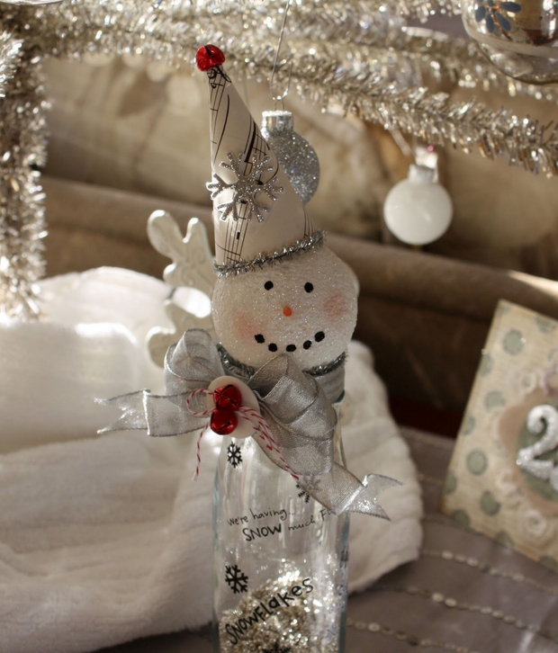 An Easy Christmas Craft for All Ages: DIY Snowman Glass Bottles — THE QUIET  NONSENSE
